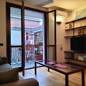 https://casa-atene.italymilanhotels.net